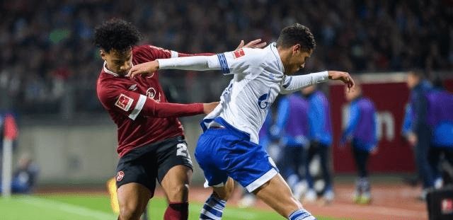 对尤文图斯 对尤文图斯